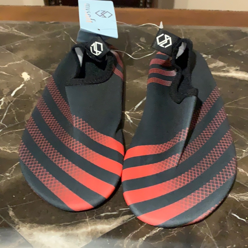 Water shoes